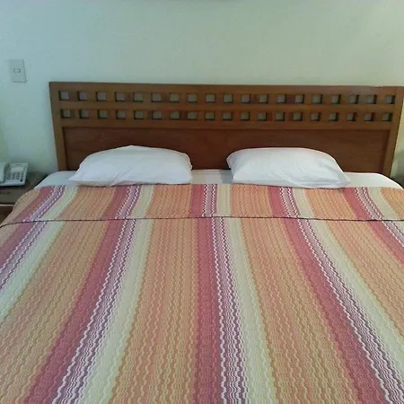 Colon Mision Reforma Hotel